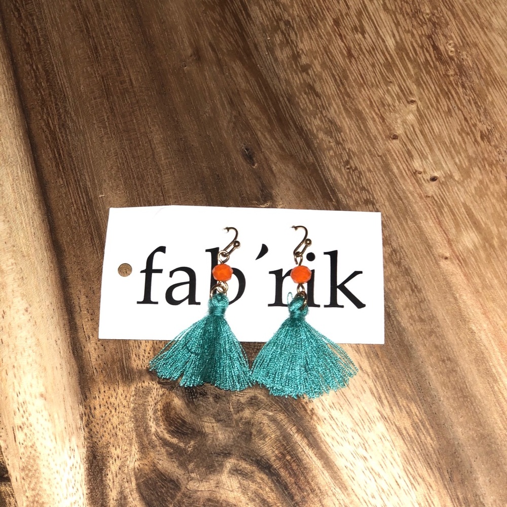 Small dangle earrings